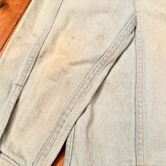 Vintage 1990s Levi’s trucker style distressed / worn Jean jacket size Small - Picture 10 of 16